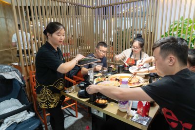 县城年轻人为何爱上火锅？揭秘“小镇青年”的消费新哲学